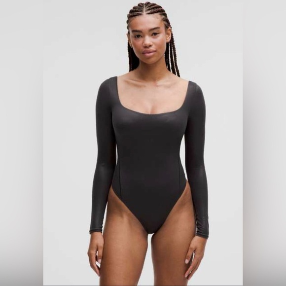 Lululemon Wundermost Ultra Soft Nulu Square Neck Bodysuit - Picture 1 of 6
